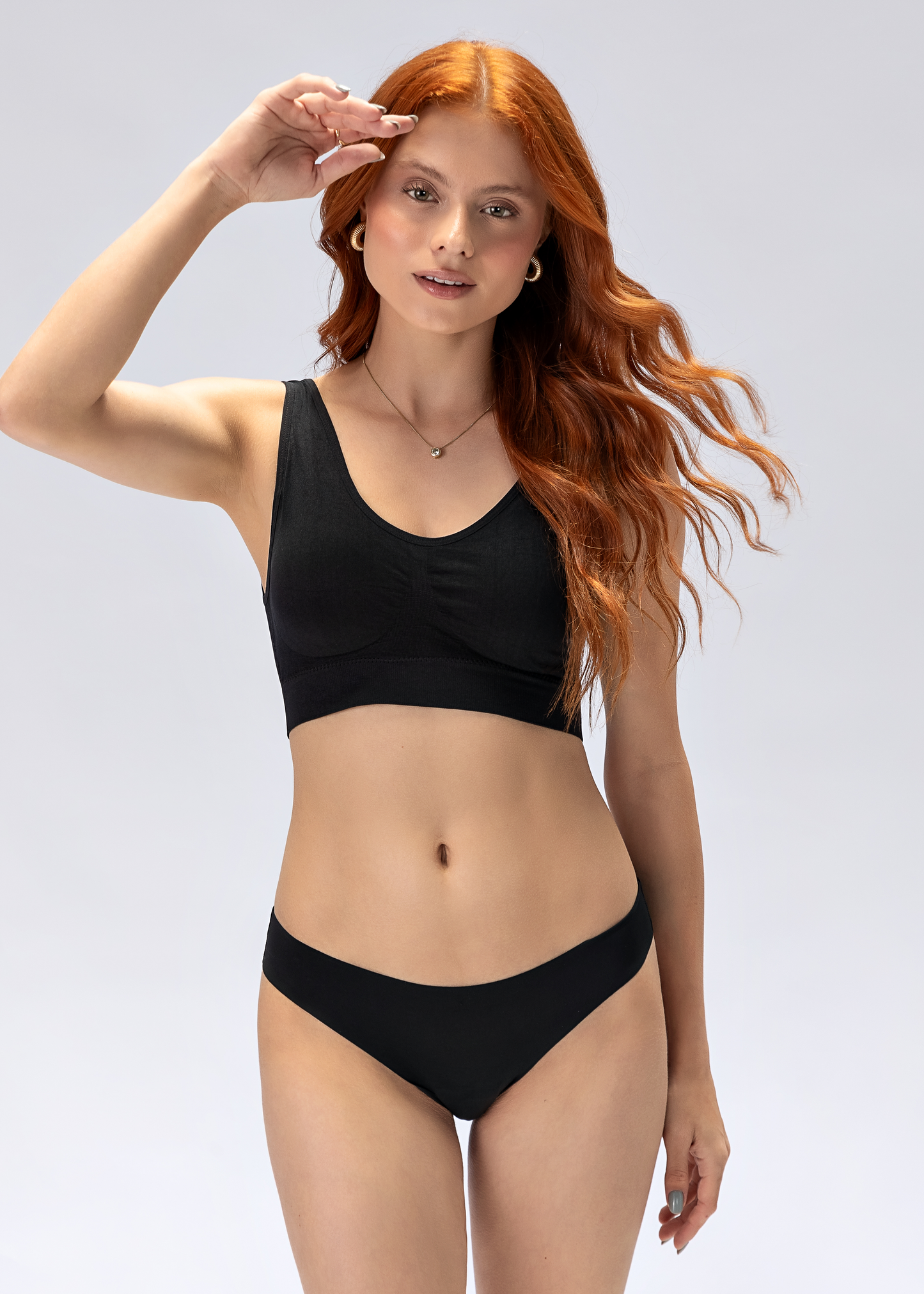 Conjunto Lingerie Top Sutiã Alça Larga e Calcinha Fio Sem Costura Preto