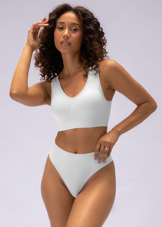 Conjunto Lingerie Top Sutiã Alça Larga e Calcinha Fio Com Costura Branco