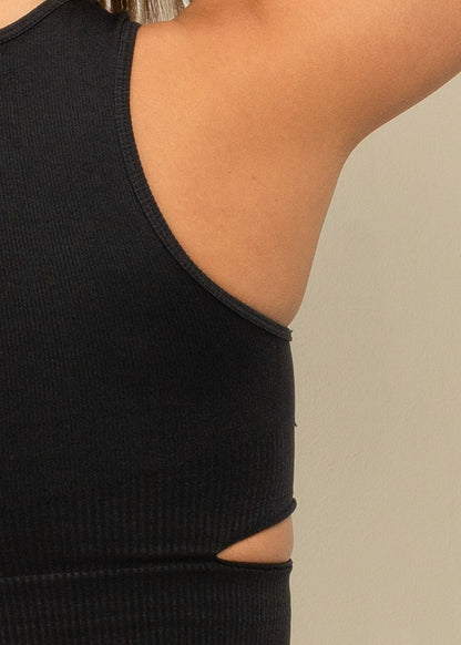 Conjunto Shorts e Top com Recortes Laterais Preto