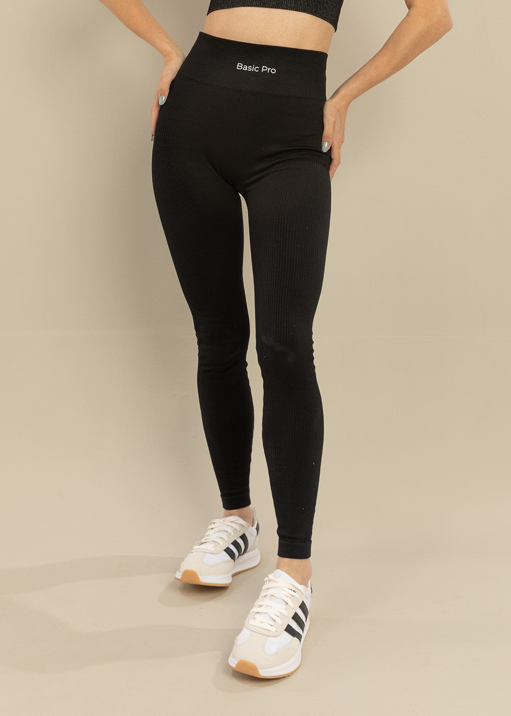 Conjunto Legging e Top Canelado Preto