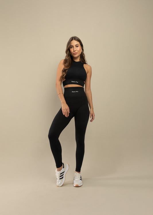 Conjunto Legging e Top Recorte Lateral Preto