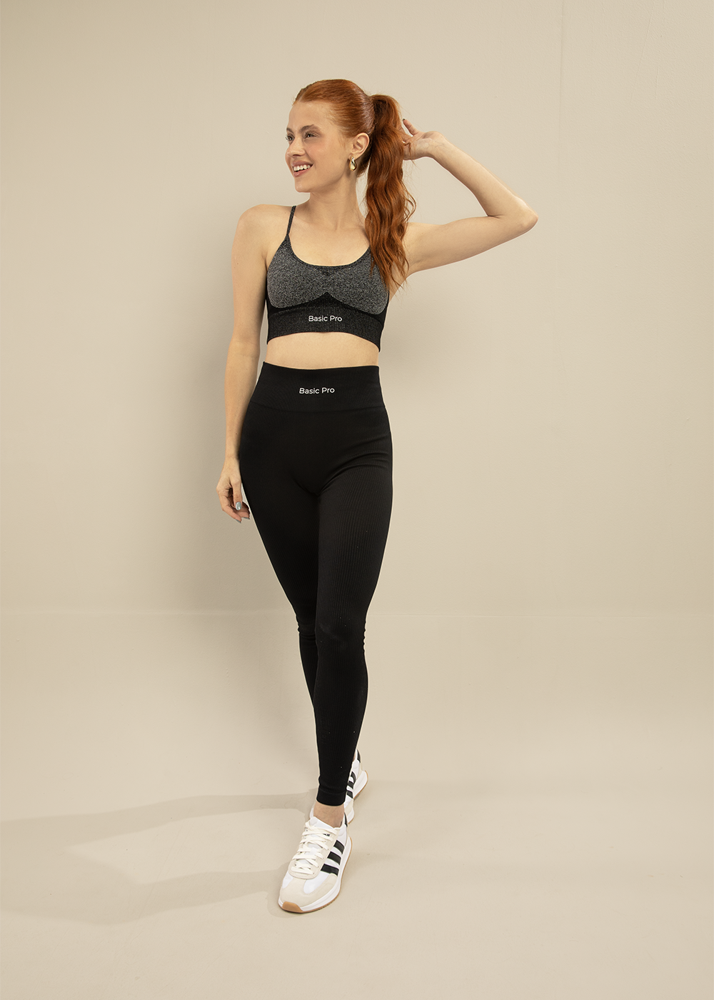 Conjunto Legging e Top Alça Cruzadas Preto