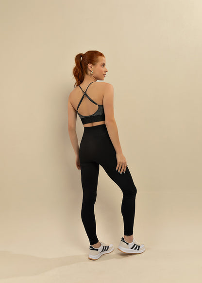 Conjunto Legging e Top Alças Cruzadas Preto Logo Símbolo