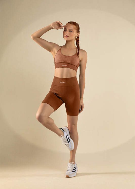 Conjunto Short Canelado e Top Alças Cruzadas Marrom