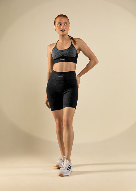 Conjunto Short Canelado e Top Alças Cruzadas Preto