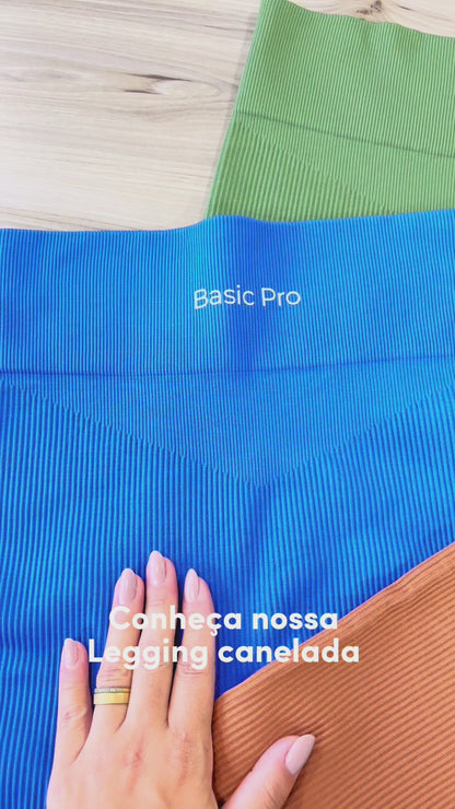 Legging Poliamida Canelada Marrom
